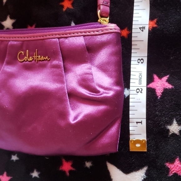 𝅺cole haan wristlet . NWOT - Picture 6 of 7